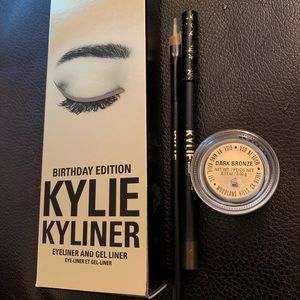 Kylie Cosmetics Makeup - Kylie Cosmetics Kyliner (Pencil and Gel) Kylie Cosmetics Makeup - Kylie Cosmetics Kyliner (Pencil and Gel)
